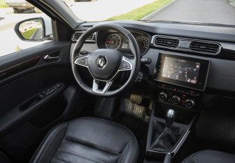 Подержанный автомобиль Renault Arkana 2019 года (10 фото)