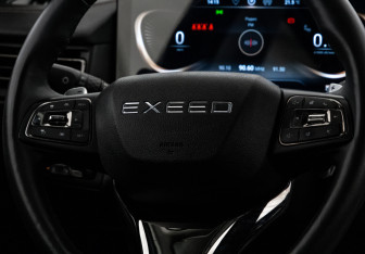 Подержанный автомобиль Exeed VX 2023 года (11 фото)