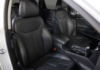 Подержанный автомобиль Hyundai Santa Fe 2019 года (22 фото)