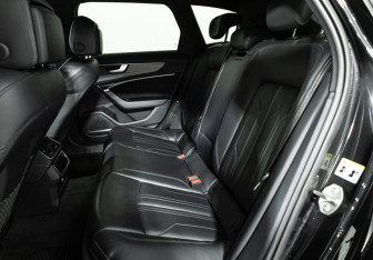 Подержанный автомобиль Audi A6 Wagon 2018 года (10 фото)