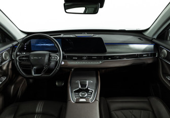 Подержанный автомобиль Chery Tiggo 8 Pro Max 2023 года (13 фото)