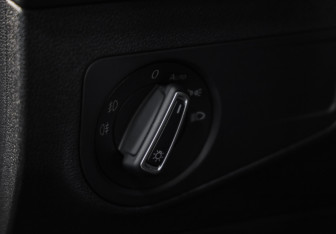 Подержанный автомобиль Volkswagen Tiguan 2019 года (18 фото)