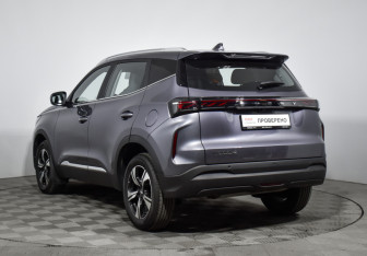 Подержанный автомобиль Chery Tiggo 4 2025 года (7 фото)