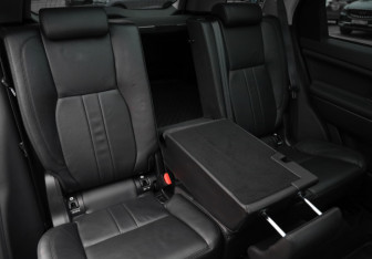 Подержанный автомобиль Land Rover Discovery Sport 2018 года (30 фото)