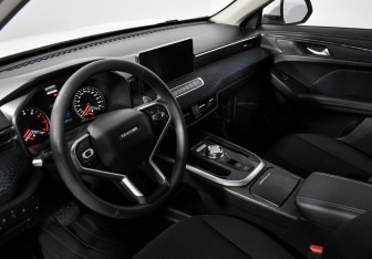 Подержанный автомобиль Haval Jolion 2023 года (9 фото)