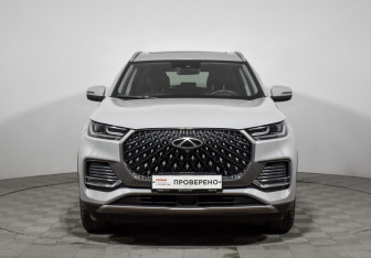 Подержанный автомобиль Chery Tiggo 8 Pro Max 2023 года (2 фото)