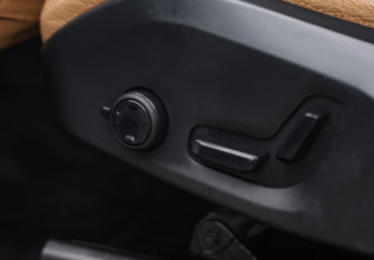Подержанный автомобиль Volvo XC90 2019 года (27 фото)