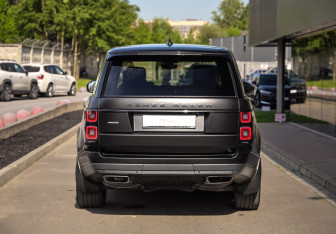 Подержанный автомобиль Land Rover Range Rover 2020 года (7 фото)