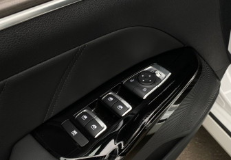 Новый Kia K5 2025 (14 фото)