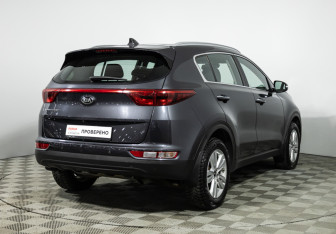 Подержанный автомобиль Kia Sportage 2017 года (5 фото)