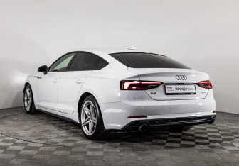 Подержанный автомобиль Audi A5 Liftback 2019 года (7 фото)