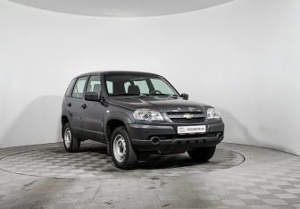 Подержанный автомобиль Chevrolet Niva 2020 года (3 фото)