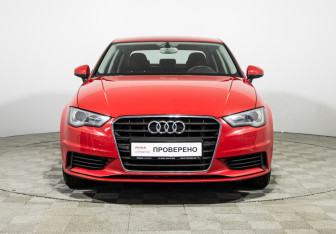 Подержанный автомобиль Audi A3 Sedan 2014 года (2 фото)