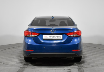 Подержанный автомобиль Hyundai Elantra Sedan 2014 года (6 фото)