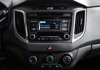 Подержанный автомобиль Hyundai Creta 2018 года (15 фото)