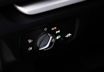 Подержанный автомобиль Audi A3 Hatchback 2017 года (15 фото)