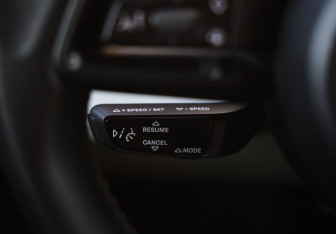 Подержанный автомобиль Porsche Taycan 2021 года (27 фото)