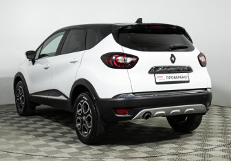 Подержанный автомобиль Renault Kaptur 2021 года (7 фото)