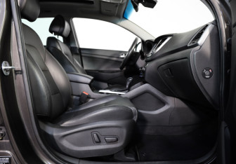 Подержанный автомобиль Hyundai Tucson 2017 года (25 фото)