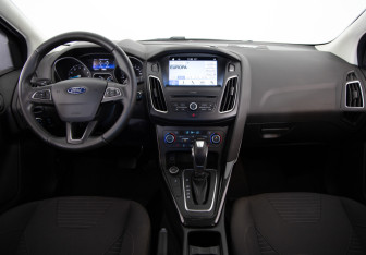 Подержанный автомобиль Ford Focus Hatchback 2019 года (9 фото)