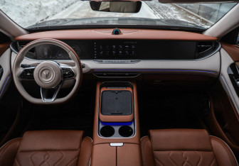 Подержанный автомобиль Voyah Free 2024 года (10 фото)