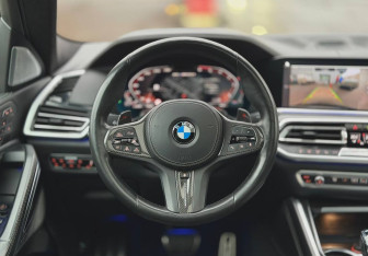 Подержанный автомобиль BMW X6 2020 года (19 фото)