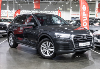 Подержанный автомобиль Audi Q5 2019 года (5 фото)