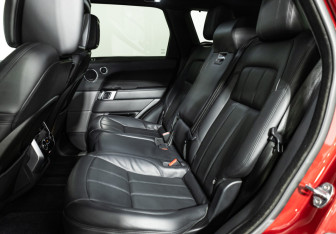 Подержанный автомобиль Land Rover Range Rover Sport 2020 года (10 фото)
