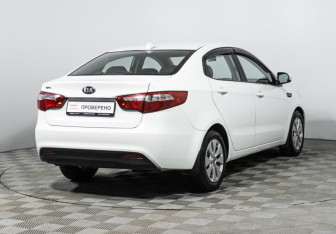 Подержанный автомобиль Kia Rio Sedan 2013 года (5 фото)