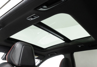 Подержанный автомобиль Geely Coolray 2024 года (22 фото)