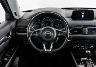 Подержанный автомобиль Mazda CX-5 2019 года (12 фото)