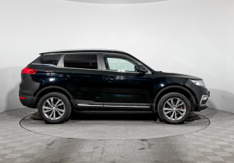 Подержанный автомобиль Geely Atlas 2021 года (4 фото)