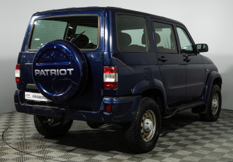 Подержанный автомобиль УАЗ Patriot 2013 года (5 фото)