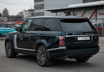 Подержанный автомобиль Land Rover Range Rover 2022 года (9 фото)