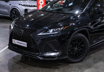 Подержанный автомобиль Lexus RX 2020 года (2 фото)