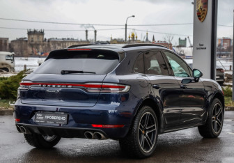 Подержанный автомобиль Porsche Macan 2019 года (5 фото)