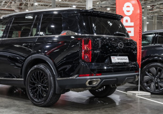 Подержанный автомобиль GAC GS8 2024 года (11 фото)