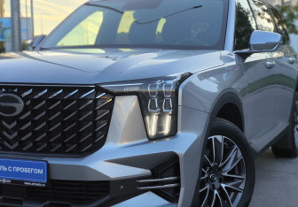Подержанный автомобиль GAC GS8 2023 года (9 фото)