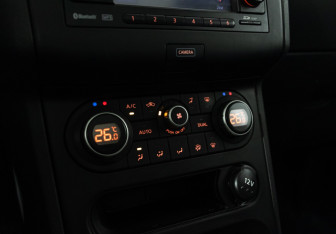 Подержанный автомобиль Nissan Qashqai 2012 года (19 фото)