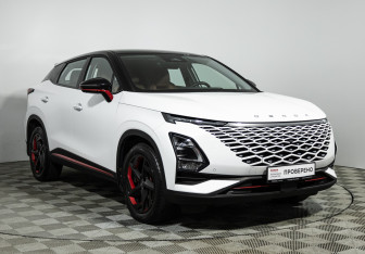 Подержанный автомобиль Omoda C5 2023 года (3 фото)