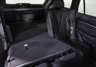 Подержанный автомобиль Geely Monjaro 2024 года (9 фото)