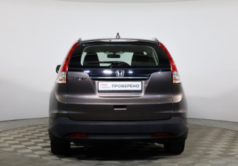 Подержанный автомобиль Honda CR-V 2013 года (4 фото)