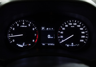 Подержанный автомобиль Hyundai Creta 2017 года (12 фото)