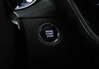 Подержанный автомобиль Toyota Camry Sedan 2021 года (20 фото)