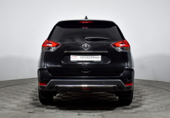 Подержанный автомобиль Nissan X-Trail 2019 года (6 фото)