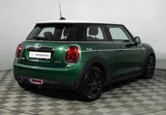 Подержанный автомобиль MINI Hatch 2021 года (5 фото)