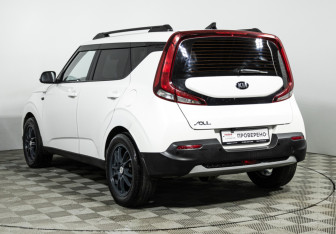 Подержанный автомобиль Kia Soul 2019 года (7 фото)