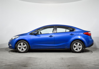 Подержанный автомобиль Kia Cerato Sedan 2021 года (8 фото)