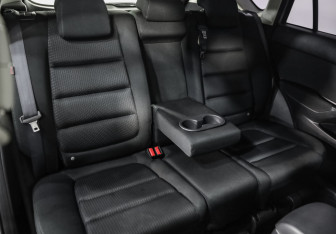 Подержанный автомобиль Mazda CX-5 2012 года (22 фото)