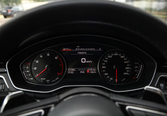 Подержанный автомобиль Audi A5 Liftback 2021 года (14 фото)